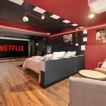 Cinema Room Haut De Gamme Avec Balneotherapie 南锡 外观 照片